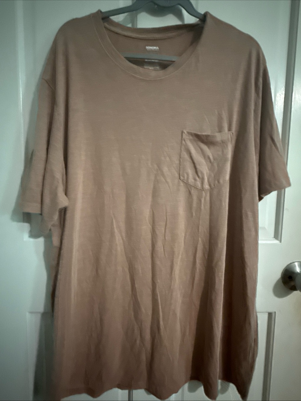 Sonoma Short-Sleeve Pocket Tee in Taupe Brown